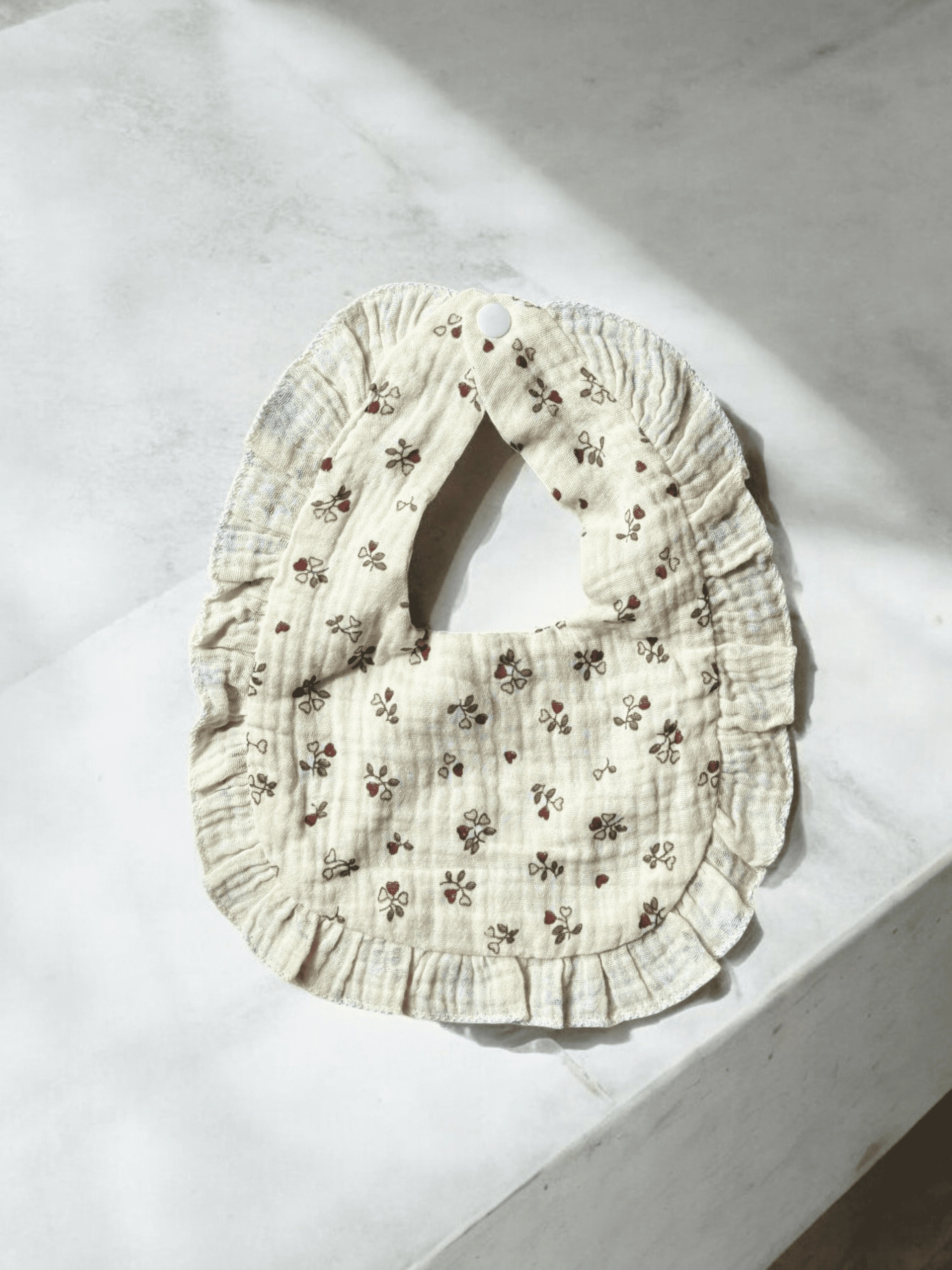 Natural Comfort &amp; Everyday Protection | Set of 3 Organic Cotton Baby Bibs