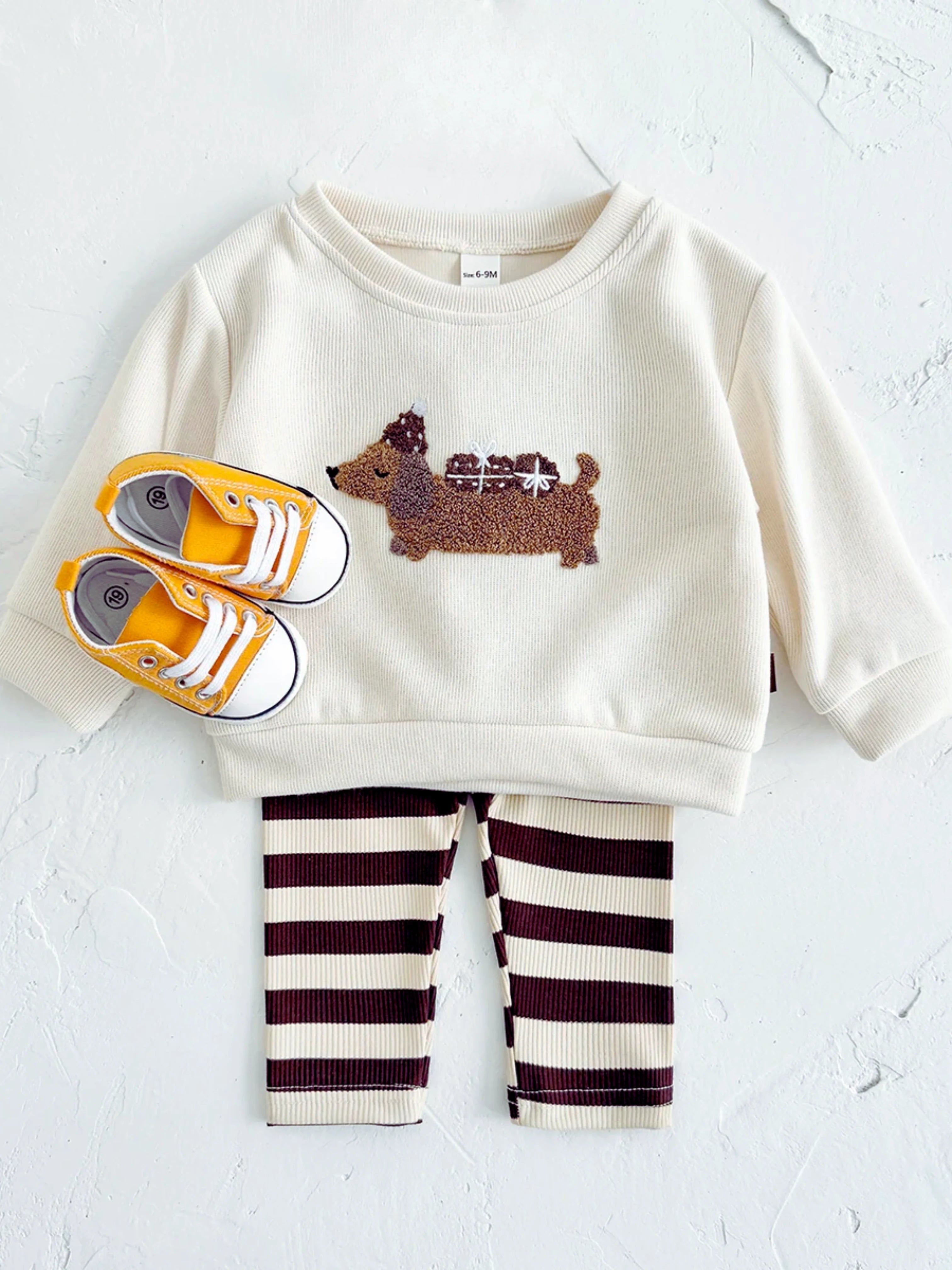 Adorable Mixed Look &amp; Embroidered Detail - Sweatshirt and Pant Set with Embroidered Dachshund