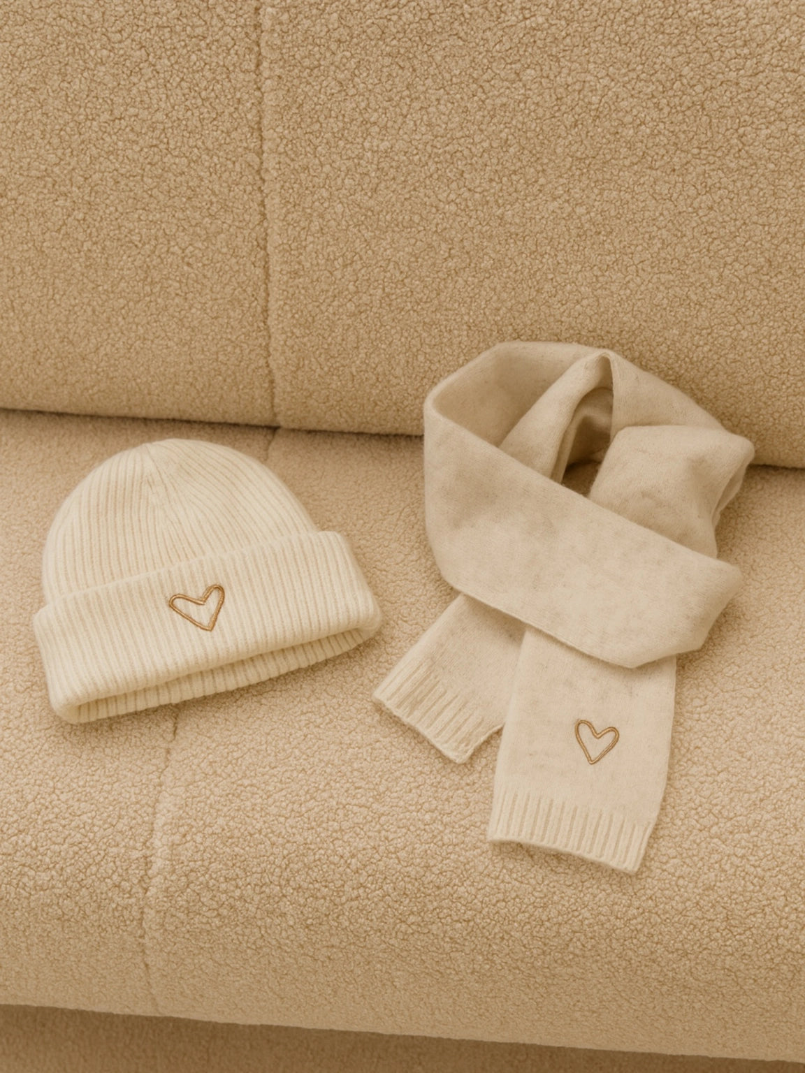 Baby knitted hat &amp; scarf – Embroidered heart