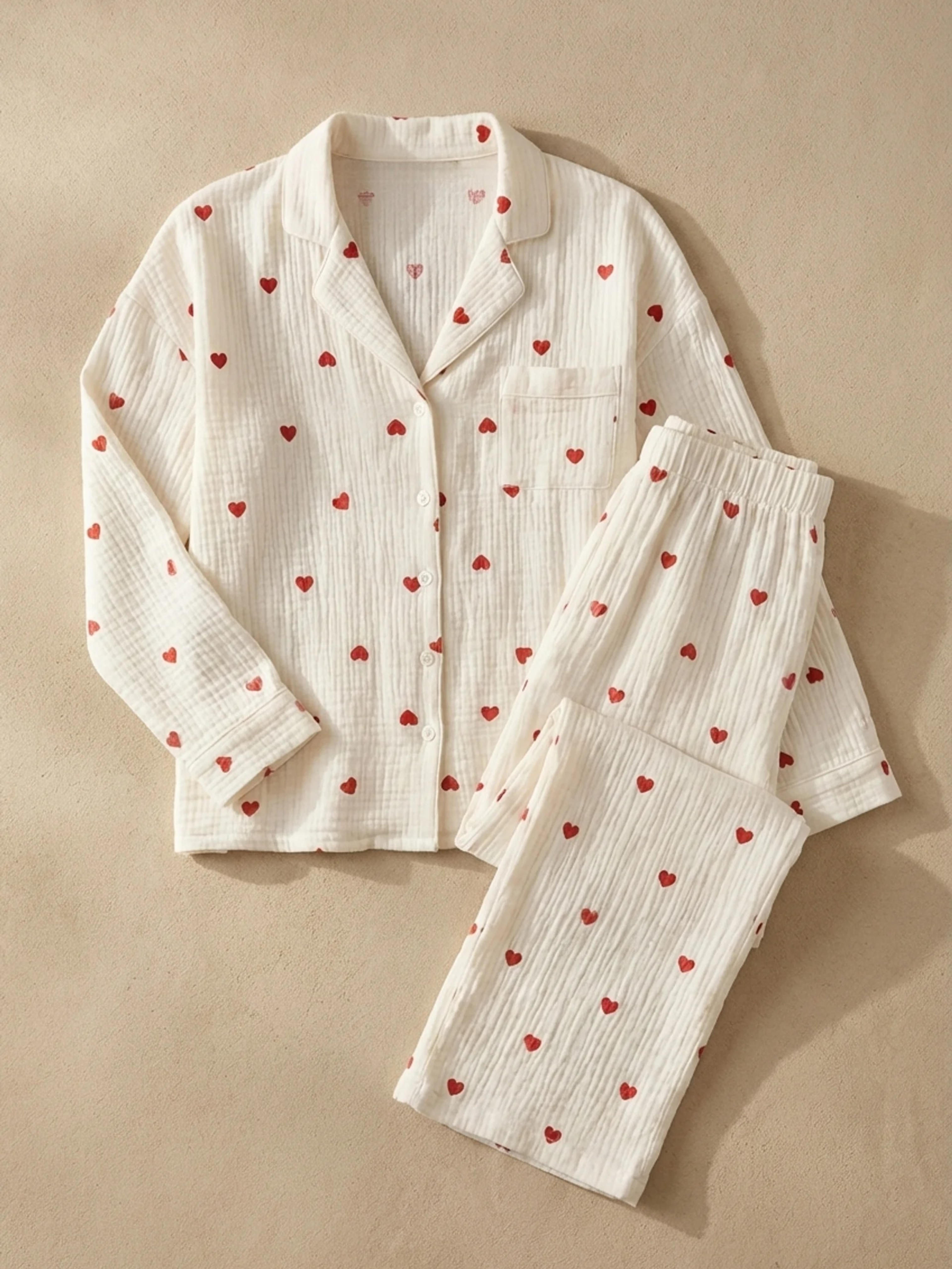 Pijama cu Inimioare Roșii - 100% Bumbac, Ușoară și Respirabilă